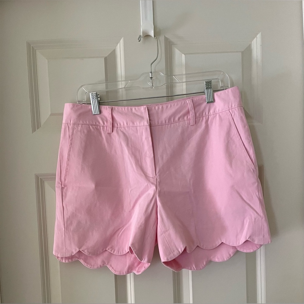 J.Mclaughlin Stretch Cotton Mid Rise Petal Scallop Hem Shorts size 8 pink summer